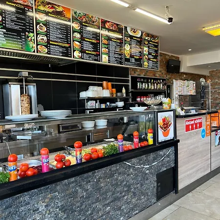 Lara 마그데부르크